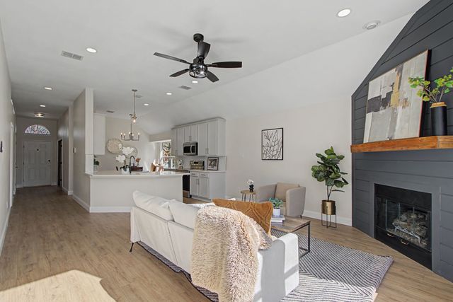 7207 Saint Augustine Drive, Frisco, TX 75033