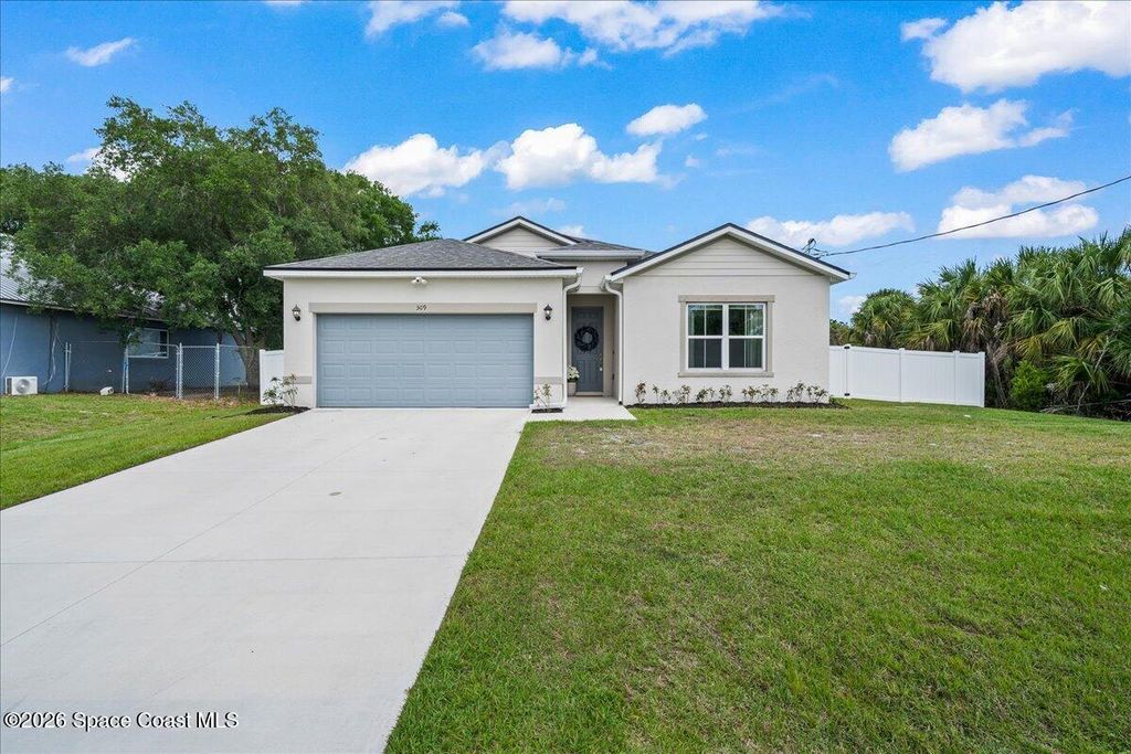 509 Lambright Street SW, Palm Bay, FL 32908