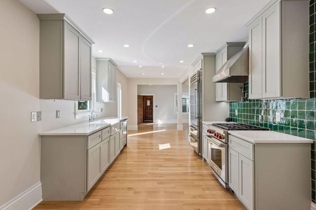 4525 Abbott Avenue S, Minneapolis, MN 55410