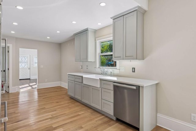 4525 Abbott Avenue S, Minneapolis, MN 55410