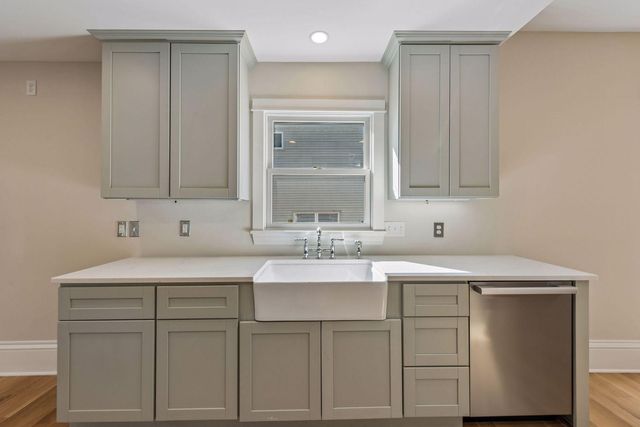 4525 Abbott Avenue S, Minneapolis, MN 55410