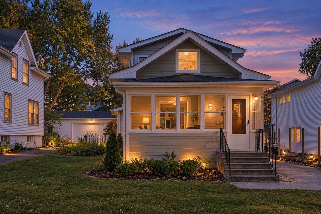 4525 Abbott Avenue S, Minneapolis, MN 55410 — exterior