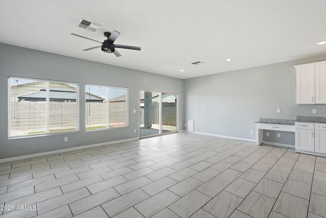1692 W AZTEC Drive, Coolidge, AZ 85128