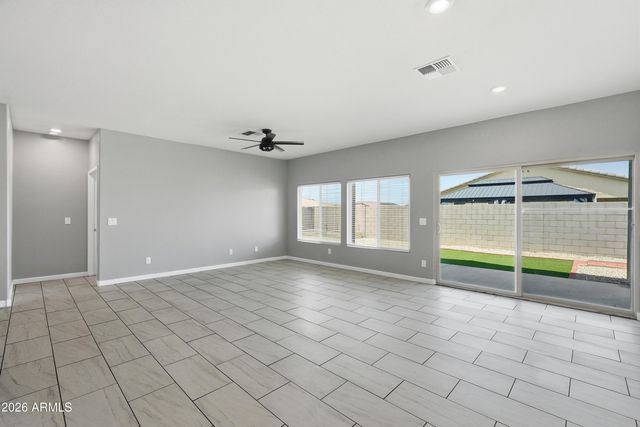 1692 W AZTEC Drive, Coolidge, AZ 85128