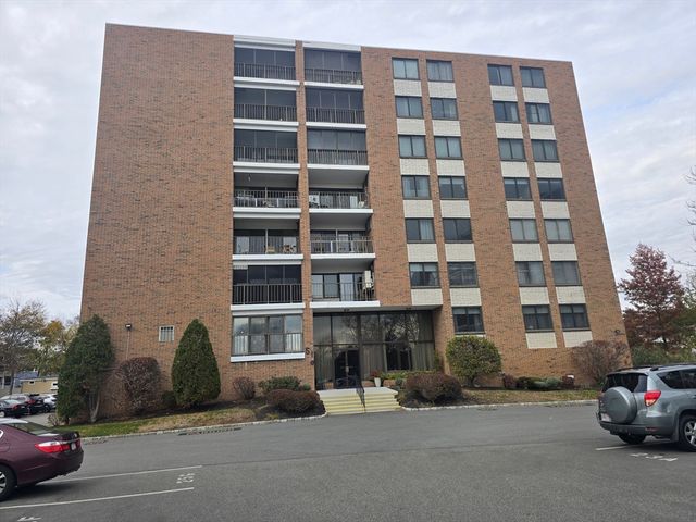 51 Melrose Street 2A, Melrose, MA 02176