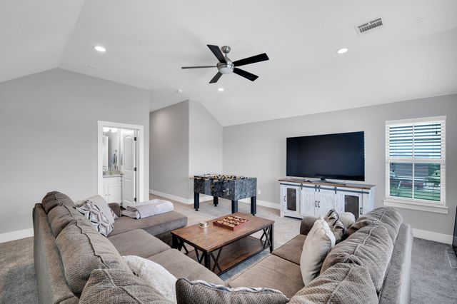 8611 Mattie Lane, Waxahachie, TX 75167