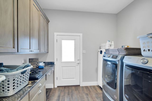 8611 Mattie Lane, Waxahachie, TX 75167