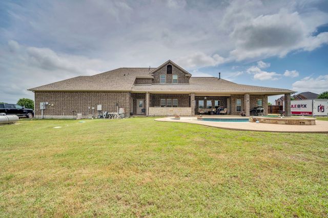 8611 Mattie Lane, Waxahachie, TX 75167