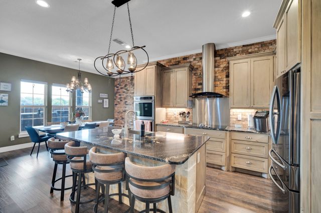 8611 Mattie Lane, Waxahachie, TX 75167