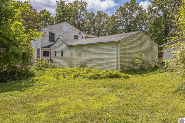 52 State Route 2205, Mayfield, KY 42066