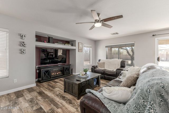 72 S 222ND Avenue, Buckeye, AZ 85326