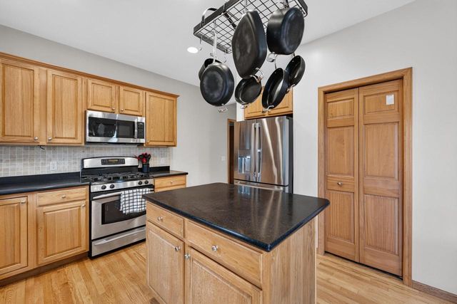 5685 Kinsale Drive, Fitchburg, WI 53711