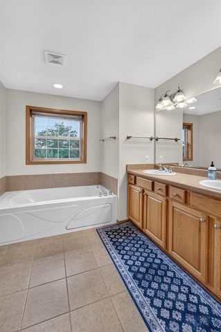 5685 Kinsale Drive, Fitchburg, WI 53711