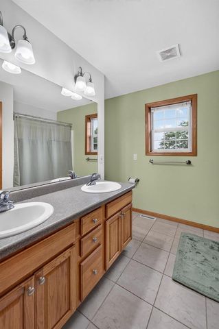 5685 Kinsale Drive, Fitchburg, WI 53711