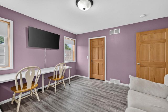 5685 Kinsale Drive, Fitchburg, WI 53711
