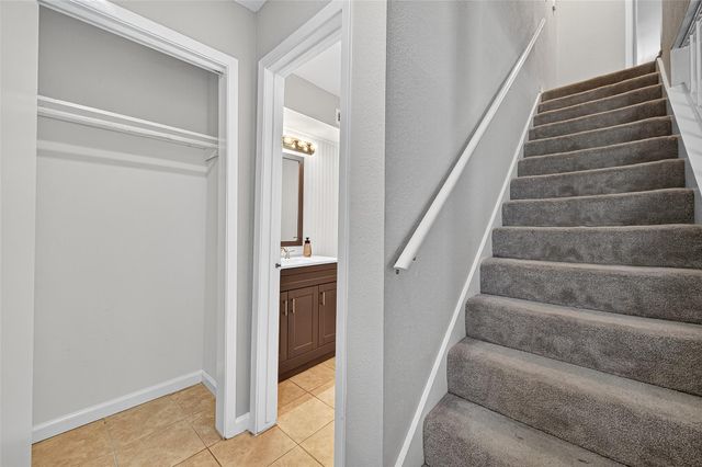 4064 Belle Park Drive 4064, Houston, TX 77072