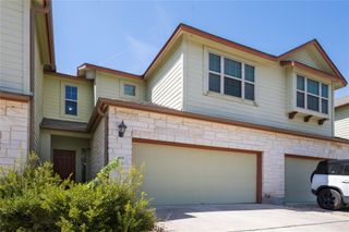 2410 Great Oaks DR 402, Round Rock, TX 78681