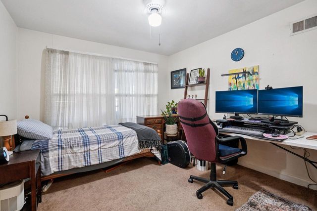 8216 W North AVENUE, Wauwatosa, WI 53213