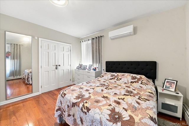 1366 Siegfried Place, Bronx, NY 10465