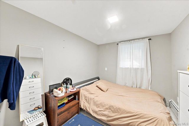 1366 Siegfried Place, Bronx, NY 10465