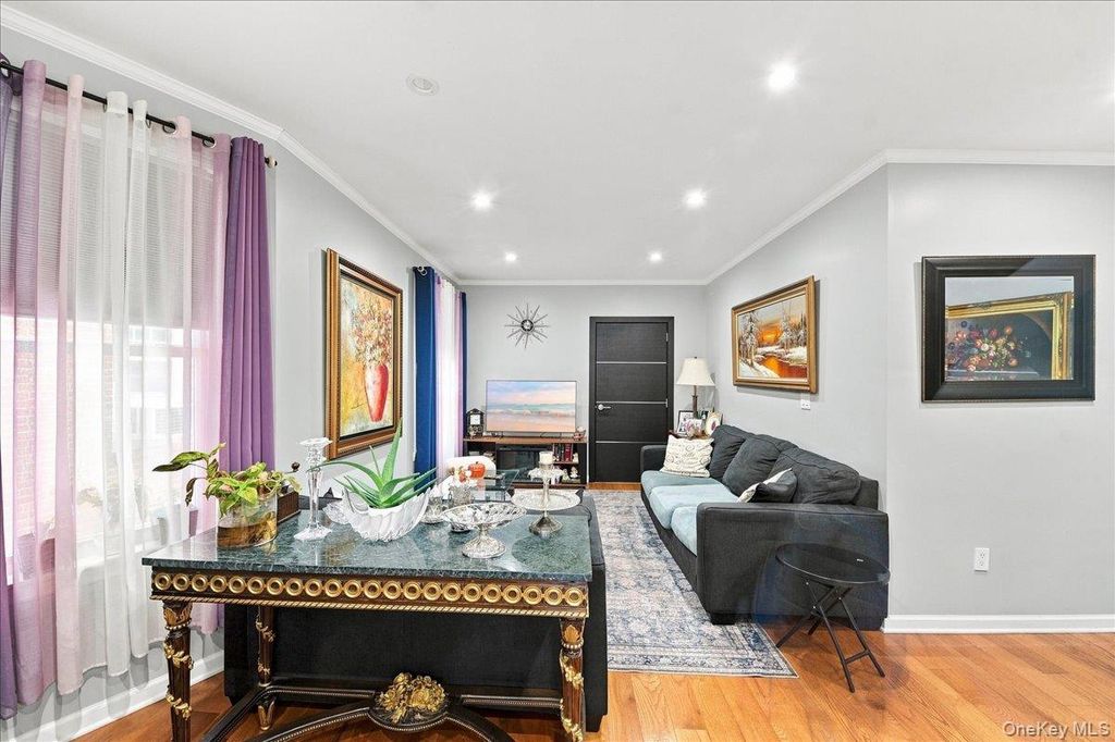 1366 Siegfried Place, Bronx, NY 10465 — photo 5