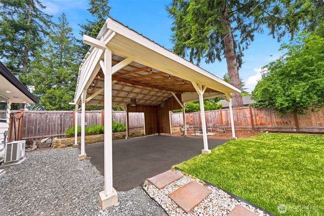19912 Dayton Avenue N, Shoreline, WA 98133
