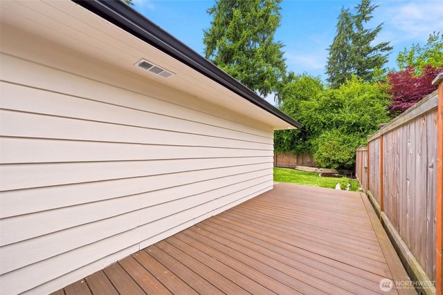 19912 Dayton Avenue N, Shoreline, WA 98133