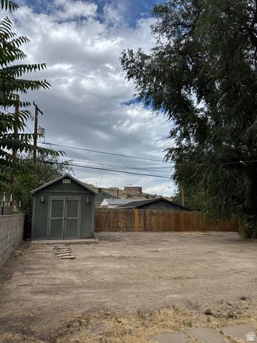 2832 S 9150 W, Magna, UT 84044