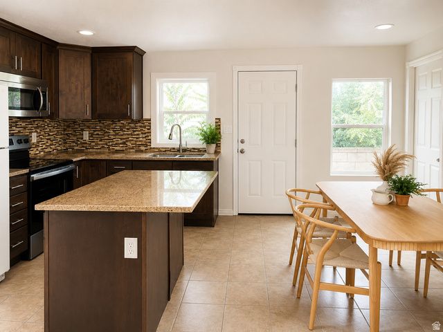 2832 S 9150 W, Magna, UT 84044
