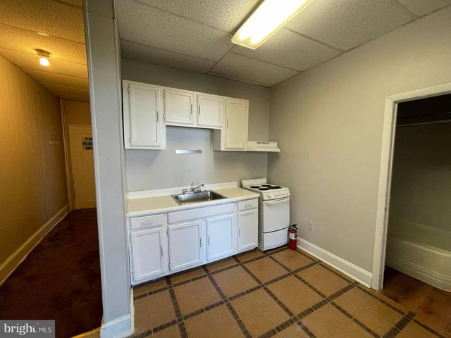 1416 PARK AVE, Baltimore, MD 21217