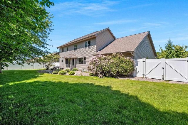 3437 SANDGATE CASTLE DRIVE, Green Bay, WI 54313