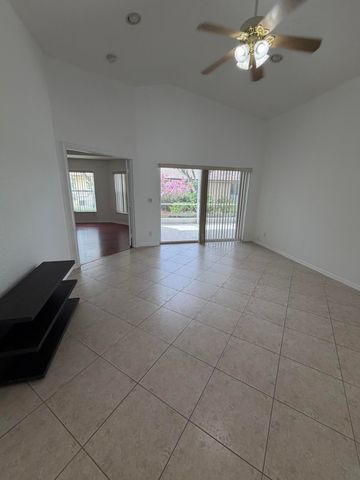 8046 Florenza Drive, Boynton Beach, FL 33472