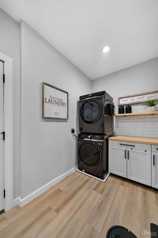 414 Gatehouse Circle, Wentzville, MO 63385
