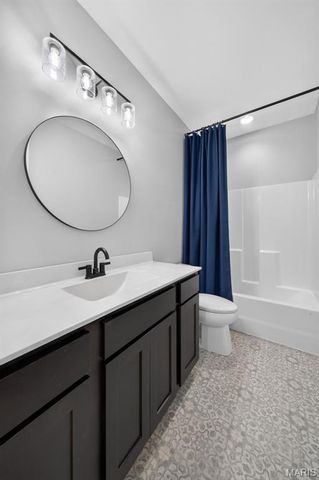 414 Gatehouse Circle, Wentzville, MO 63385