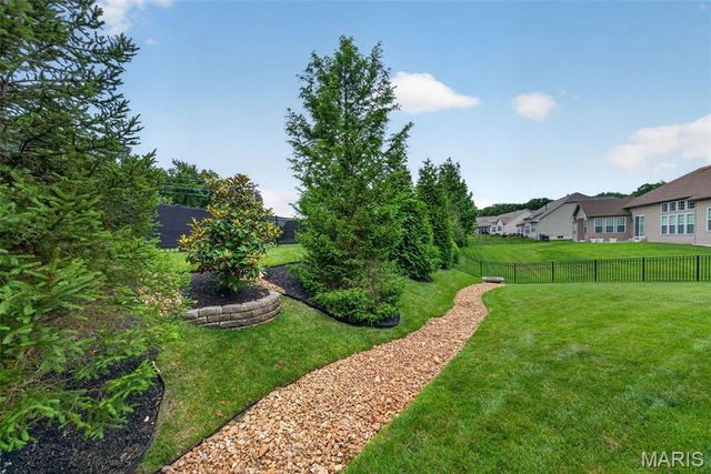 414 Gatehouse Circle, Wentzville, MO 63385