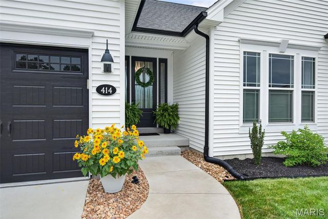 414 Gatehouse Circle, Wentzville, MO 63385