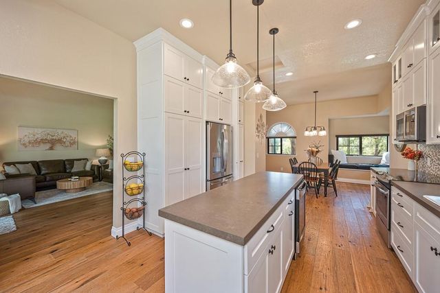 5551 Saddlehorn Rd, Shingle Springs, CA 95682