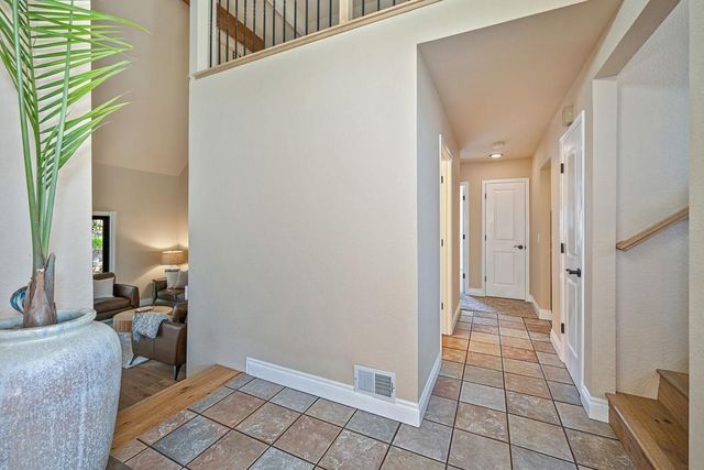 5551 Saddlehorn Rd, Shingle Springs, CA 95682