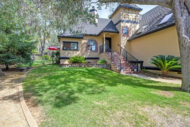 5551 Saddlehorn Rd, Shingle Springs, CA 95682