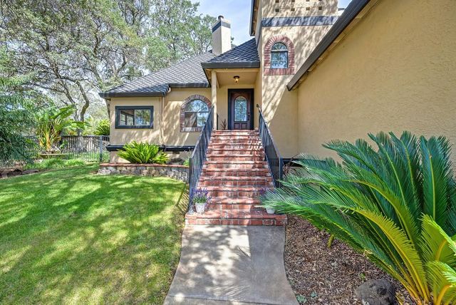 5551 Saddlehorn Rd, Shingle Springs, CA 95682