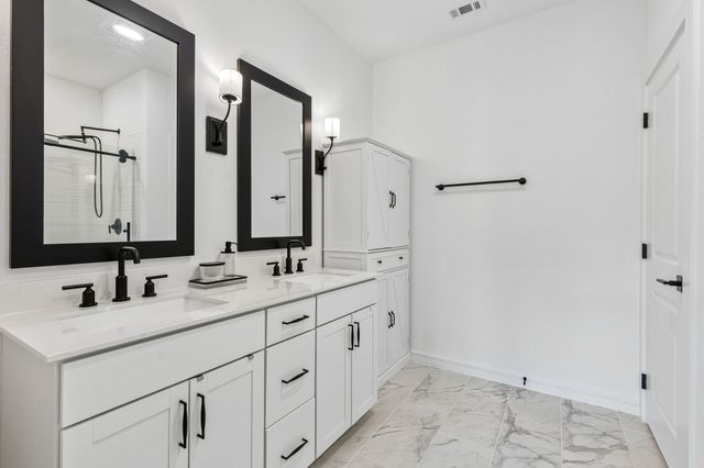 1242 Champlain Way, Dallas, TX 75253