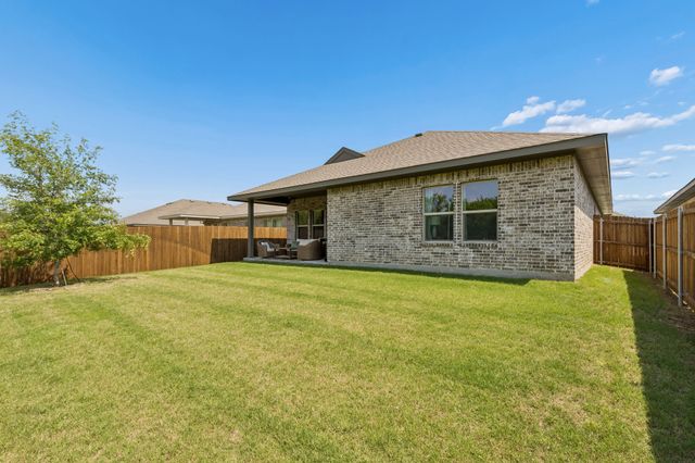 1242 Champlain Way, Dallas, TX 75253