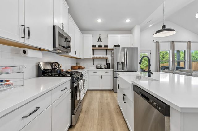 1242 Champlain Way, Dallas, TX 75253