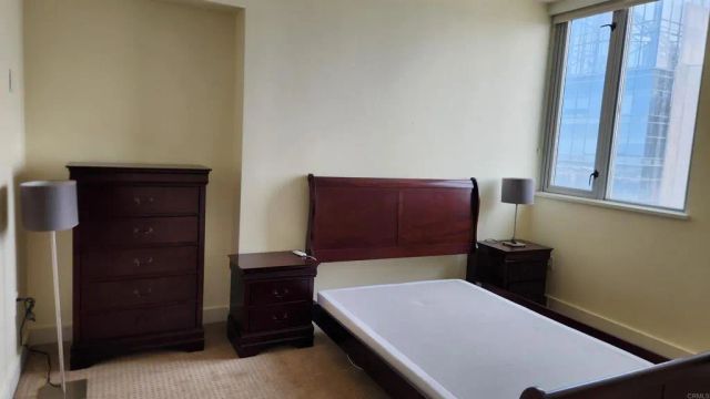 700 W E Street 2805, San Diego, CA 92101