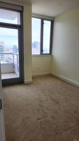 700 W E Street 2805, San Diego, CA 92101