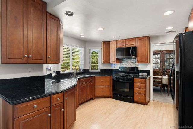 200 San Miguel Circle, Placentia, CA 92870
