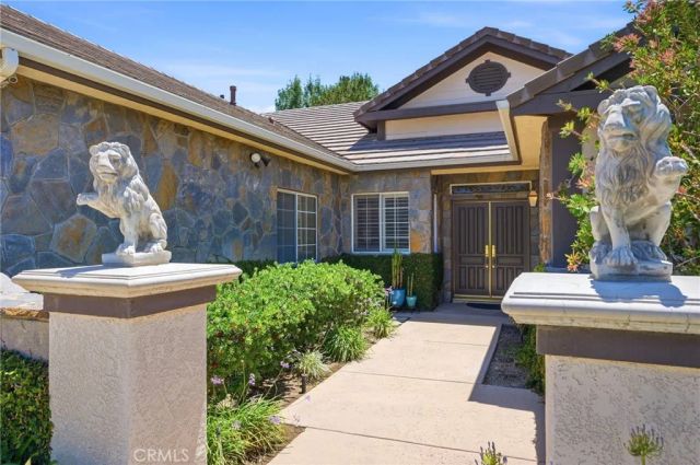 15330 Live Oak Springs Canyon, Canyon Country, CA 91387