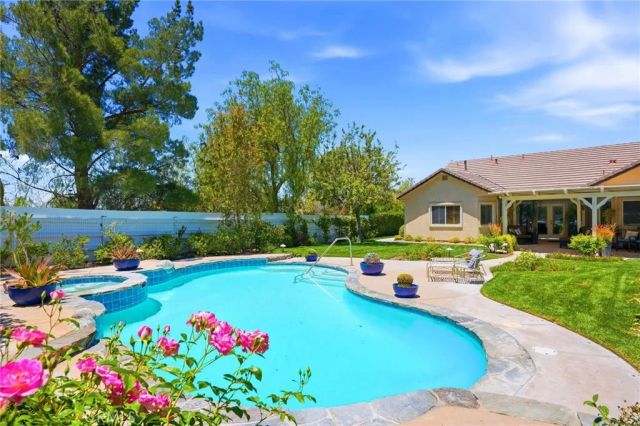 15330 Live Oak Springs Canyon, Canyon Country, CA 91387
