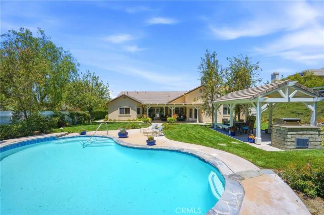 15330 Live Oak Springs Canyon, Canyon Country, CA 91387