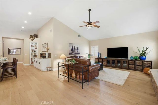 15330 Live Oak Springs Canyon, Canyon Country, CA 91387